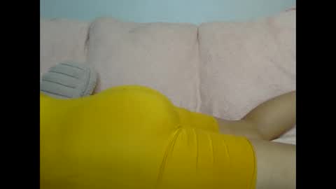 Snapshot of beautyloves chatting on 09.22.25 Beauty online show from 09.22.25