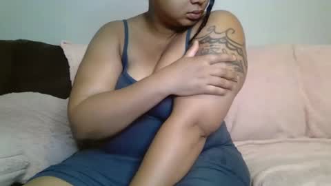 Snapshot of beautyloves chatting on 09.30.25 Beauty online show from 09.30.25