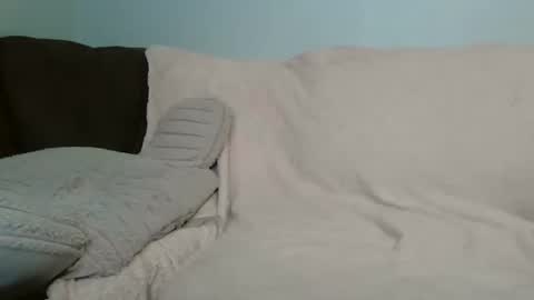 Snapshot of beautyloves chatting on 10.04.25 Beauty online show from 10.04.25