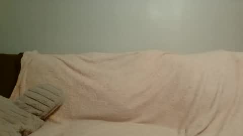 Snapshot of beautyloves chatting on 10.21.25 Beauty online show from 10.21.25