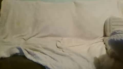 Snapshot of beautyloves chatting on 10.23.25 Beauty online show from 10.23.25