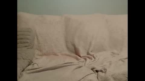 Snapshot of beautyloves chatting on 11.15.25 Beauty online show from 11.15.25