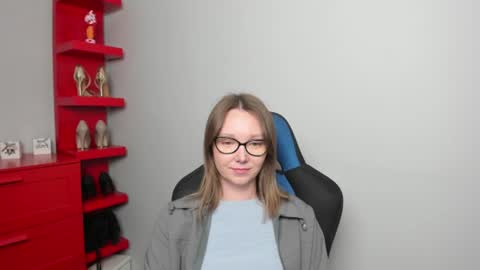 Zoe online show from 06.12.26