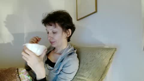 Snapshot of bebacksooon chatting on 02.16.26 Raluca online show from 02.16.26