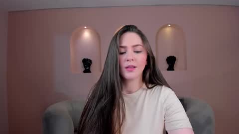 Snapshot of beccabaxter chatting on 03.10.25 Am Becca online show from 03.10.25