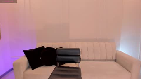 Am Becca online show from 06.25.26