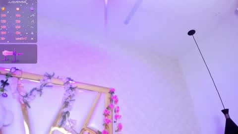 Becca Mathew online show from 11.29.25