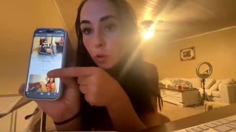 beccaraexoxo online show from 05.29.26