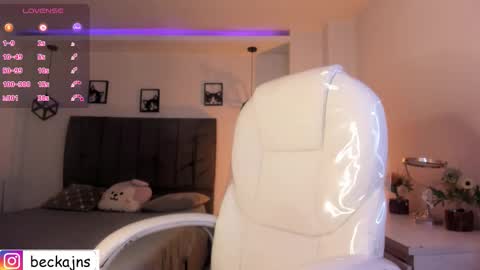 Marzhie online show from 11.08.25