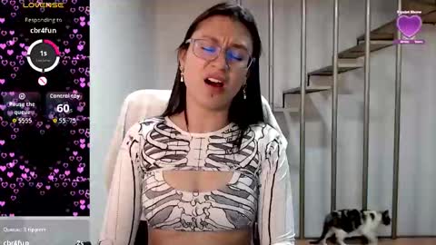 Snapshot of beckdymon chatting on 10.22.25 Daniela online show from 10.22.25