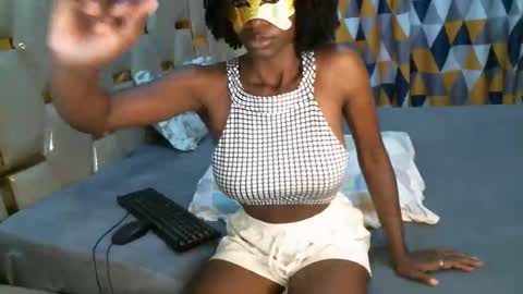 Snapshot of beckyberry24 chatting on 11.07.25 jamie online show from 11.07.25