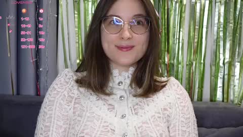 Snapshot of beckymartens chatting on 09.20.25 BeckyMartens come join me on    while im offline here  online show from 09.20.25
