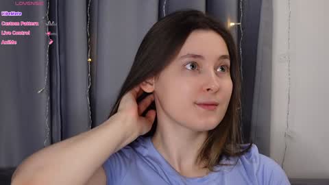 Snapshot of beckymartens chatting on 10.17.25 BeckyMartens come join me on    while im offline here  online show from 10.17.25