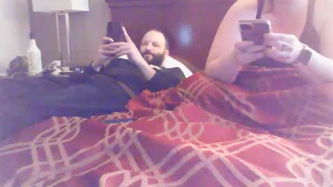 Snapshot of bedbandits chatting on 03.08.25 Bedbandits69 online show from 03.08.25