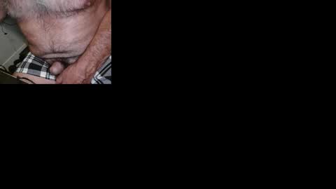 Snapshot of beefstewies69 chatting on 11.05.25 Stewie online show from 11.05.25