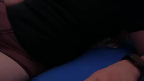 Snapshot of beehive7780 chatting on 12.15.25 beehive7780 online show from 12.15.25