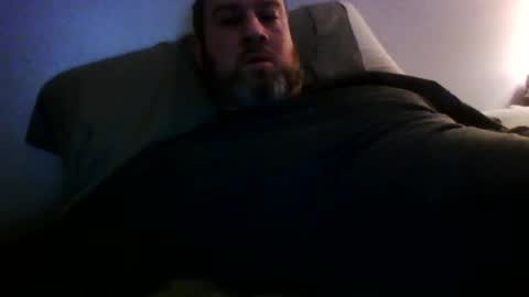 Snapshot of beekstar chatting on 01.01.25 beekstar online show from 01.01.25