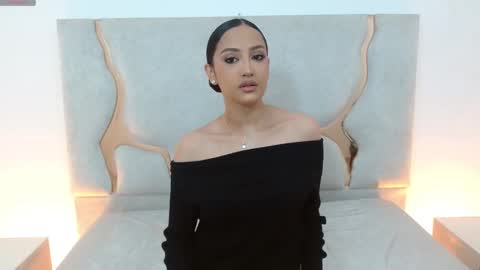 BELLA online show from 10.07.25