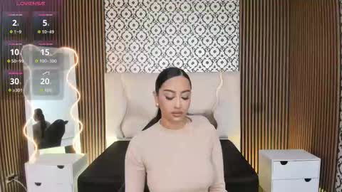 BELLA online show from 11.11.25