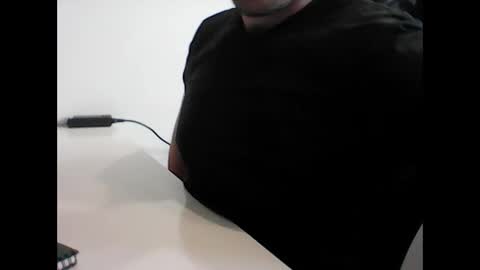 beenee3 online show from 03.11.26