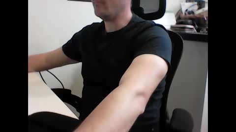beenee3 online show from 04.14.26