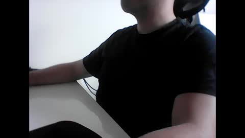beenee3 online show from 05.15.26