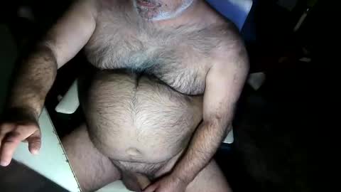 Snapshot of beers19 chatting on 11.15.25 beers19 online show from 11.15.25