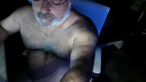 Snapshot of beers19 chatting on 12.05.25 beers19 online show from 12.05.25