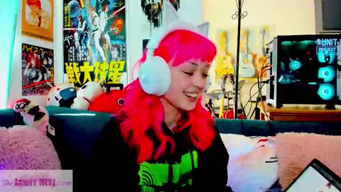 Snapshot of beg4itbaby chatting on 03.11.26 Ashley West online show from 03.11.26