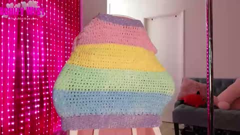 Snapshot of beg4itbaby chatting on 03.25.26 Ashley West online show from 03.25.26