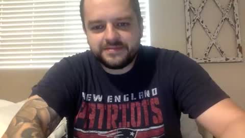 Snapshot of beginnersluck111 chatting on 11.05.25 Beginners Luck online show from 11.05.25