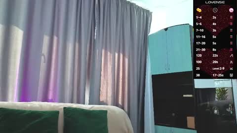 Nina online show from 04.24.26