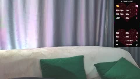 Nina online show from 04.28.26