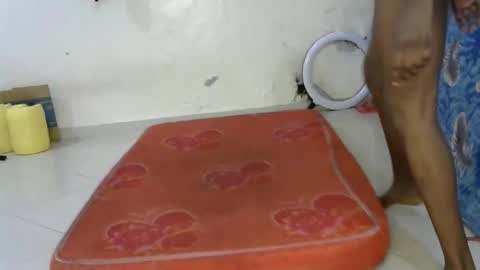 Snapshot of beibslimgal chatting on 10.23.25 beibslimgal online show from 10.23.25