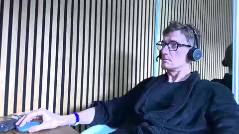 Snapshot of belami_france chatting on 01.11.26 SexFriendFrance online show from 01.11.26