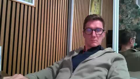 Snapshot of belami_france chatting on 01.18.26 SexFriendFrance online show from 01.18.26