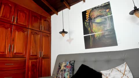 Snapshot of belamiramil chatting on 02.28.25 independent model online show from 02.28.25