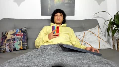 Snapshot of belamiramil chatting on 03.04.25 independent model online show from 03.04.25