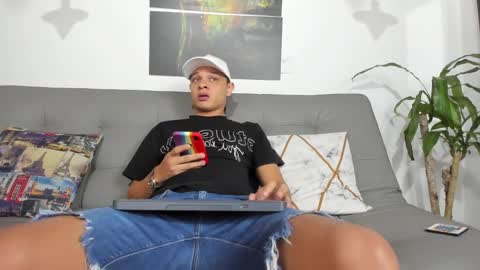 Snapshot of belamiramil chatting on 03.06.25 independent model online show from 03.06.25