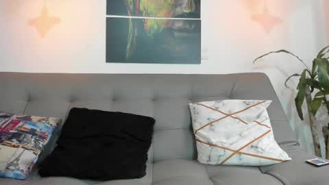 Snapshot of belamiramil chatting on 03.11.25 independent model online show from 03.11.25