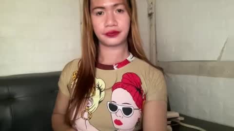 Snapshot of belendha chatting on 02.15.25 lenda online show from 02.15.25