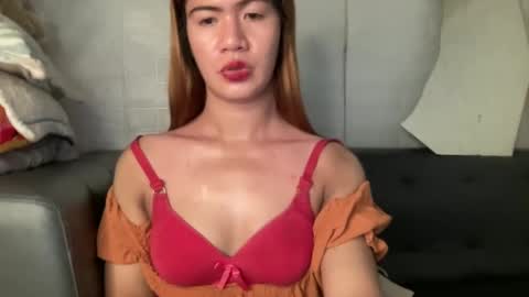 Snapshot of belendha chatting on 02.15.25 lenda online show from 02.15.25