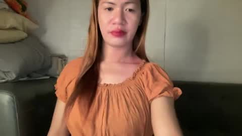 Snapshot of belendha chatting on 02.15.25 lenda online show from 02.15.25