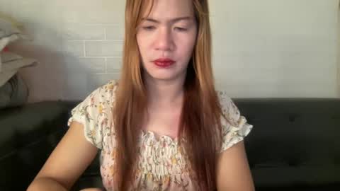 Snapshot of belendha chatting on 02.18.25 lenda online show from 02.18.25