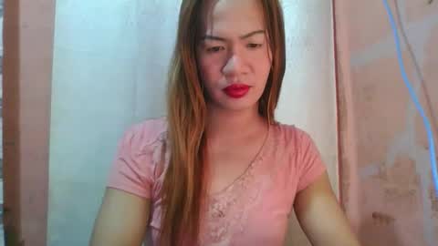 Snapshot of belendha chatting on 11.16.25 lenda online show from 11.16.25