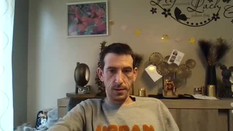 Snapshot of belgianboy33 chatting on 12.03.24 Dreamcock online show from 12.03.24