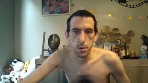 Snapshot of belgianboy33 chatting on 09.26.25 Dreamcock online show from 09.26.25