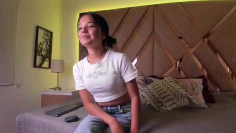 Snapshot of belhalawuo chatting on 03.26.26 Belha online show from 03.26.26