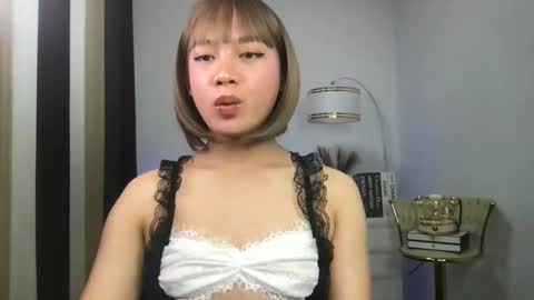 Snapshot of belinda_exploder chatting on 03.26.26 belinda online show from 03.26.26