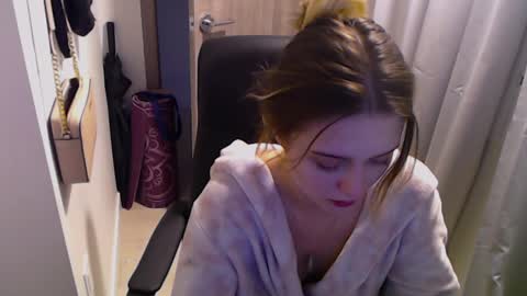 Snapshot of belindaacosta chatting on 12.11.24 Belinda online show from 12.11.24